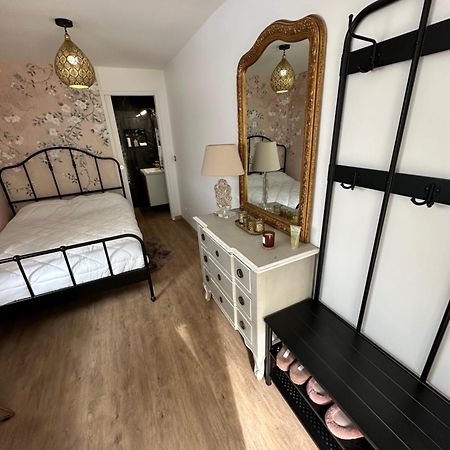 Chambre Proche De Disneyland Paris Coutevroult Exterior photo